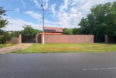 Proprietar ,  vând casă P+ 1 +Pod construită din cărămidă, cu curte de 1.641 mp - 8
