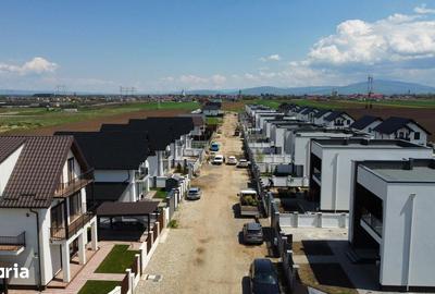 Casă cu 4 camere cu Teren 636 Mp în Astra - 2