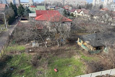 Apartament cu 3 camere decomandat în Apărătorii Patriei - 20