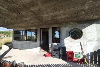 De vanzare casa, zona turistica Vadu Crisului - Bratca, cu t - 8