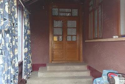 Casă cu 4 camere în Curtici - 3