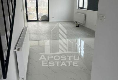 Casă cu 4 camere cu Teren 240 Mp în Bucovăț (Remetea Mare)