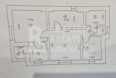Casă individuală cu 8 camere cu Canalizare în 1 Mai - 56