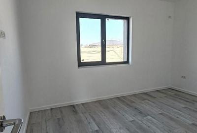 Casă cu 4 camere cu Teren 500 Mp în Clinceni - 12