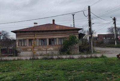 Casă cu 6 camere cu Teren 1613 Mp în Central - 6