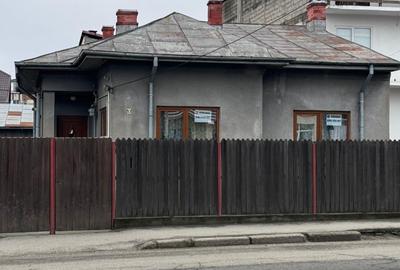 Casă cu 4 camere în Teilor