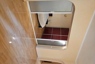 Apartament cu 3 camere semidecomandat în Central - 4
