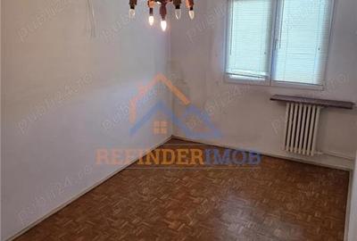 Vanzare apartament 3 camere zona Drumul Taberei - 2