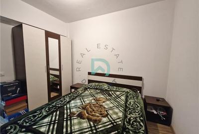 Apartament cu 2 camere decomandat în Tractorul - 8