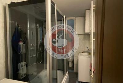 Apartament cu 3 camere semidecomandat în Calea Victoriei