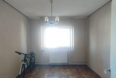 Apartament cu 4 camere decomandat în Nord - 3