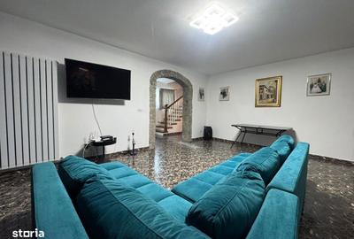 Casă cu 4 camere cu Teren 2000 Mp în Tomești - 1