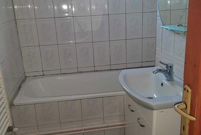 Apartament cu 3 camere decomandat în Exterior Vest - 7