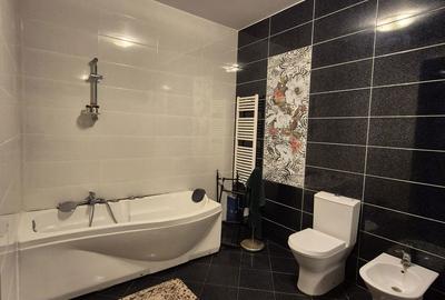 Apartament cu 3 camere în Ultracentral - 3