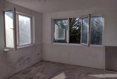 Casă cu 6 camere în Costi - 5