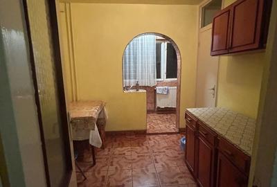 Proprietar inchiriez apartament 2 camere zona Soarelui. - 7