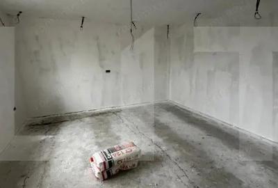 Casa individuala la gri, situata in zona lini?tita Saveni - 1