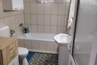 Casă cu 4 camere cu Teren 10000 Mp în Căbești - 4