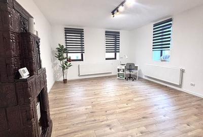 Spațiu comercial, de 73 mp, în Central - 8