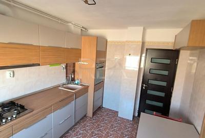 Apartament cu 3 camere decomandat, mobilat în Drumul Taberei - 10