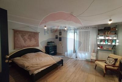 Casă individuală cu 8 camere cu Teren 982 Mp în Central - 19