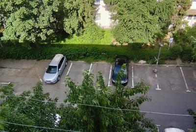 Apartament cu 2 camere nedecomandat în Trivale