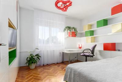 Casă individuală cu 9 camere cu Canalizare în Parcul Circului - 13