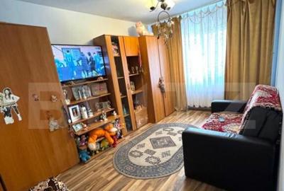 Apartament cu 3 camere, 62 mp, decomandat, etaj intermediar, - 1