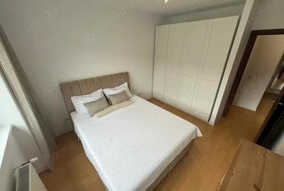 Apartament 3 camere, Noua, Bloc 2010