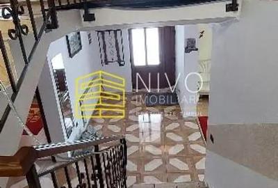 Casă cu 7 camere cu Teren 700 Mp în Praid - 8