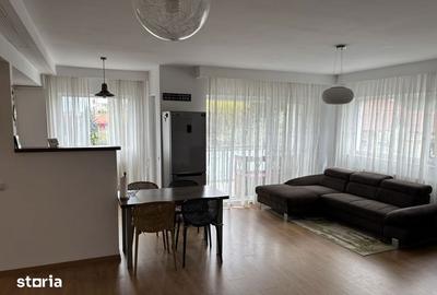 Apartament cu 3 camere în Zorilor