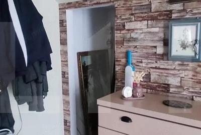 Casă cu 4 camere cu Teren 450 Mp în 1 Decembrie - 5