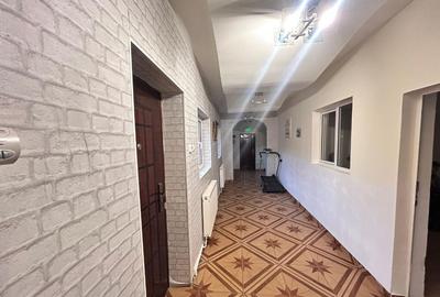 Casă cu 7 camere cu Teren 285 Mp în Central - 4