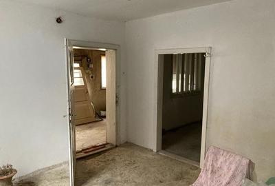 Casă cu Teren 900 Mp în Central - 9