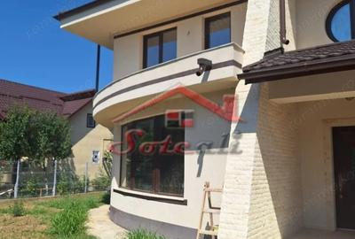 Casă cu Teren 783 Mp în Cornu - 2
