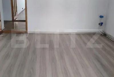 Spațiu comercial, de 87 mp, în Central - 6