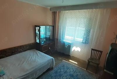 Inchiriez 3 camere Nord - 1