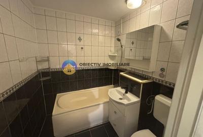 Apartament 4 camere de vanzare ,etaj 1 89,67 mp - Zona centrala - 20