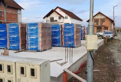 Casă cu 4 camere cu Teren 253 Mp în Vest - 3