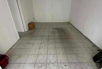 Spațiu comercial, de 250 mp, în Exterior Vest - 1