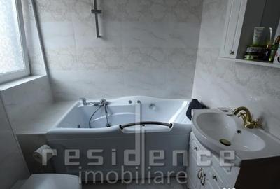 Apartament cu 3 camere semidecomandat în Andrei Mureșanu - 12