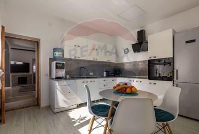 Casa SPATIOASA de vanzare in zona semicentrala - 10