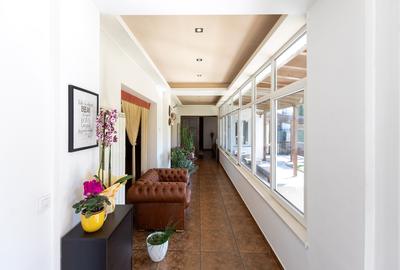 Casă cu 8 camere în Titulescu - 17