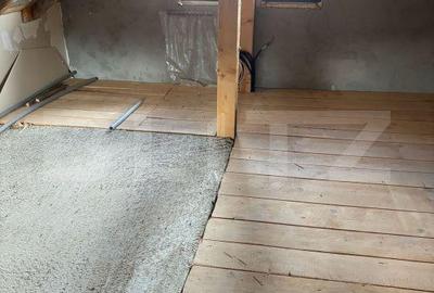 Casă cu 4 camere în Ipotești