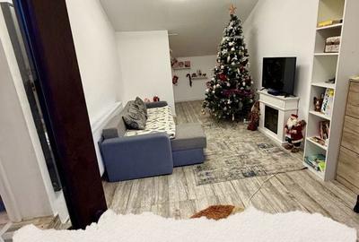 Casă cu 4 camere cu Teren 587 Mp în Sânmihaiu Român - 2