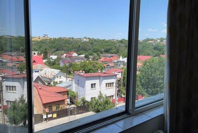 Apartament Titulescu cu vedere panoramică Strehareț - 3