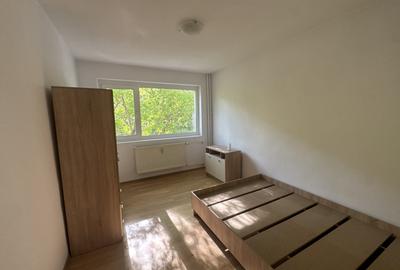 Apartament cu 2 camere semidecomandat în Dristor