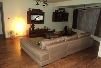 Casă individuală cu 4 camere cu Canalizare în Poiana - 17