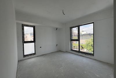 Apartament cu 3 camere decomandat în Băneasa - 9