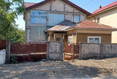 Casă cu 4 camere în Peretu - 6